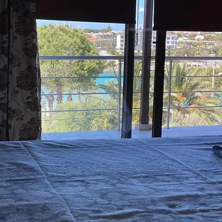 فيلة 5+2 Garden Villa At Palmiye Beach Çeşme